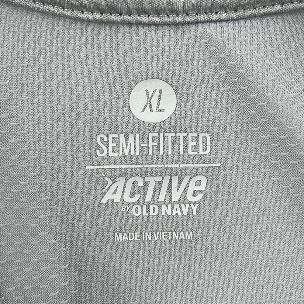 Old Navy Active Tshirt Womens XL Gray Short Sleeve - Picture 2 of 8